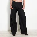 sporty_chic_trousers_black_front_DSCF7565.webp