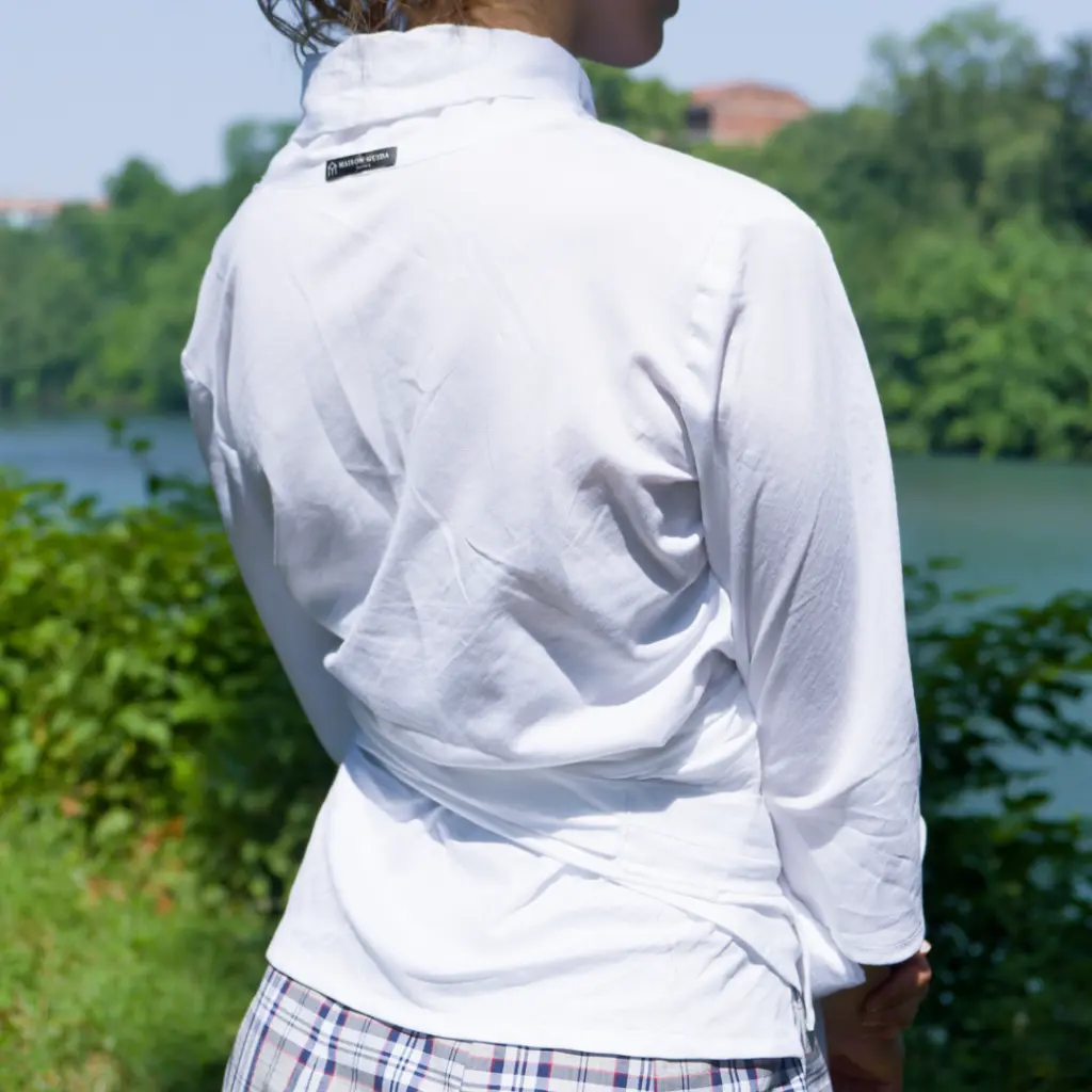virgi_new_york_wrap_top_back_1x1_small_DSCF9654.webp